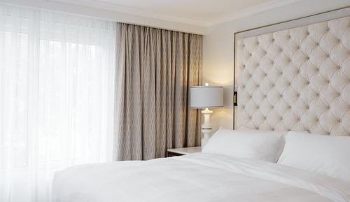 Standard Room, 1 King Bed