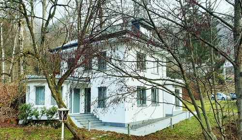 Studio (Villa)
