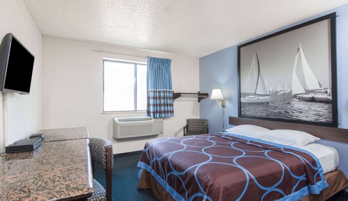 Room, 1 Queen Bed, Accessible, Non Smoking (Bathtub)