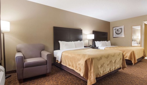Suite, 2 Queen Beds, Smoking