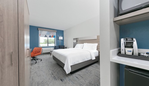 Standard Room, 1 King Bed