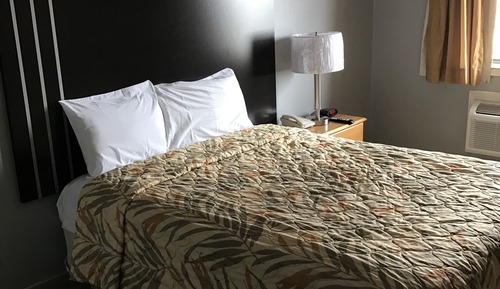 Standard Single Room, 1 King Bed