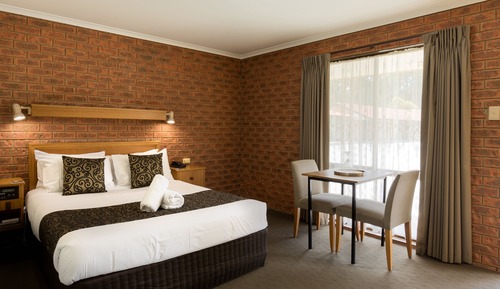Deluxe Suite, 1 Bedroom, Non Smoking (Deluxe Disabled Suite)