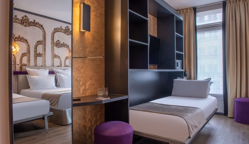 Quadruple Room (4 Twin Beds)