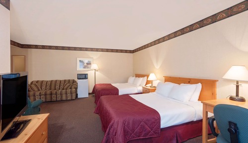 Room, 2 Queen Beds, Accessible, Non Smoking (Main Level)