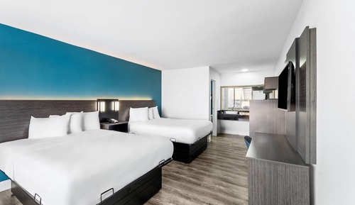 Standard Room, 2 Queen Beds, Non Smoking