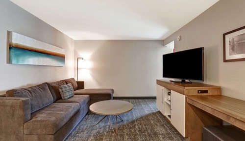 Signature Suite, 2 Queen Beds, Accessible