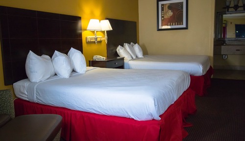 Room, 2 Queen Beds, Non Smoking
