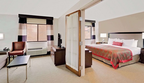 Suite, 1 King Bed