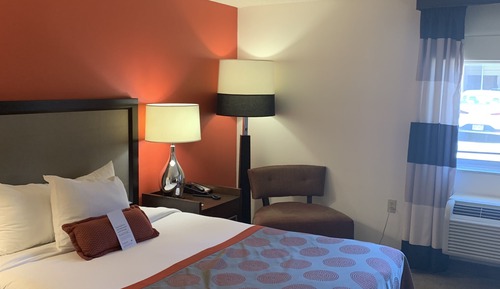 Standard Room, 1 Queen Bed, Accessible