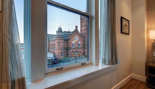 Premium Room, 1 Queen Bed, City View