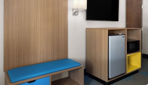 Standard Room, 1 King Bed, Accessible