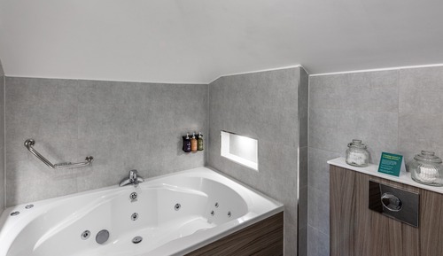 Suite, 1 King Bed