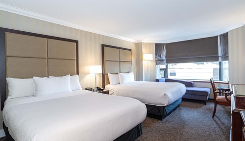 Deluxe Room, 2 Queen Beds (Middle Floors)