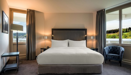 Suite, 1 King Bed, Kitchenette