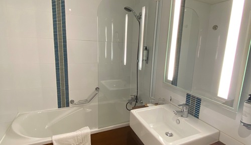 Junior Room, Sea View