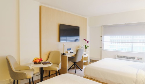 Premium Room, 2 Queen Beds, Partial Ocean View