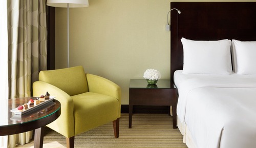 Standard Room, 1 Queen Bed