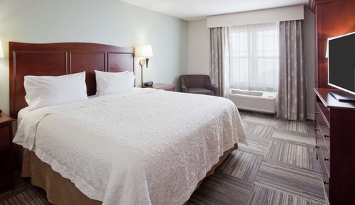 Suite, 1 King Bed, Non Smoking (2 Rooms)