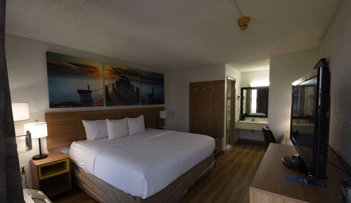 Deluxe Room, 1 King Bed, Non Smoking
