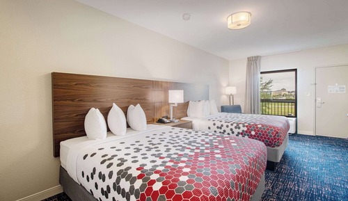 Standard Room, 2 Queen Beds, Non Smoking