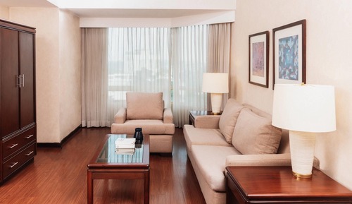 Suite, 1 King Bed, Non Smoking (VIP Floor)
