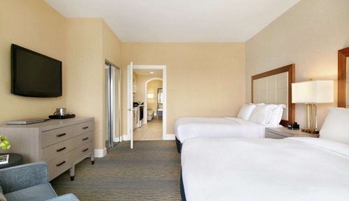 Two queens terrace suite oceanfront