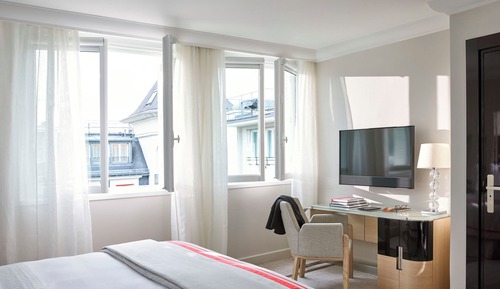 Classic Single Room, 1 Queen Bed