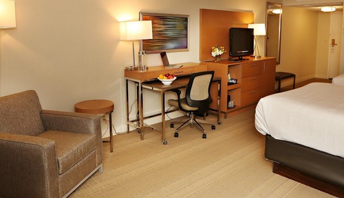Junior Studio Suite, 2 Queen Beds, Non Smoking, Kitchenette