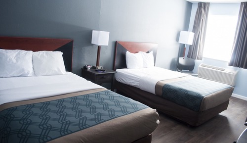 Efficiency, Deluxe Room, 2 Double Beds, Non Smoking
