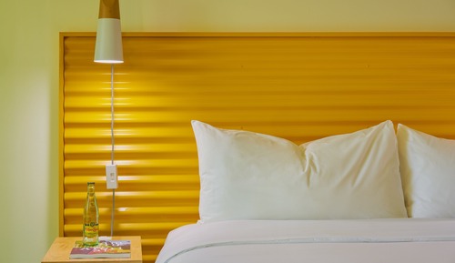 Room, 1 King Bed, Accessible, Poolside