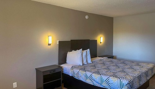 Deluxe Room, 1 King Bed, Non Smoking