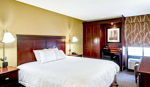 Standard room with king bed