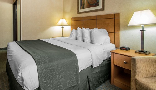 Standard Room, 1 Queen Bed, Non Smoking
