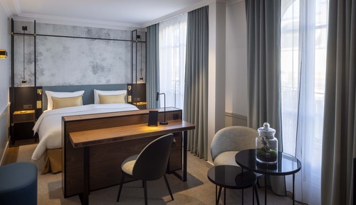 Suite