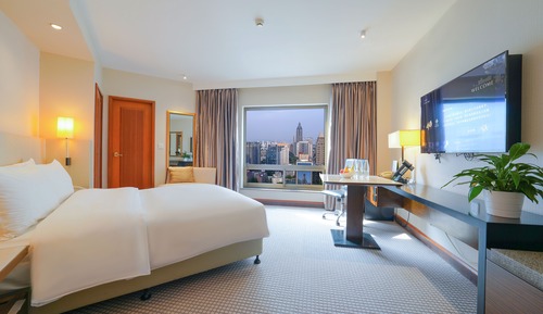 Jinling Tower Classic Deluxe Room(Queen)