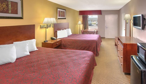 Standard Room, 2 Queen Beds