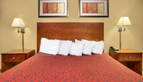 Deluxe Room, 1 King Bed, Non Smoking