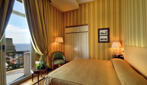 Deluxe Room, 1 Queen Bed