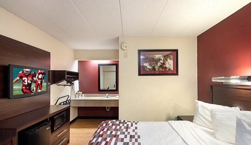 Deluxe Room, 1 King Bed (Smoke Free)