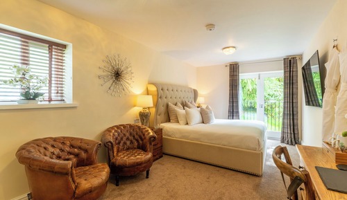 Exterior Double Room (Direct Access to Lakes Spa)