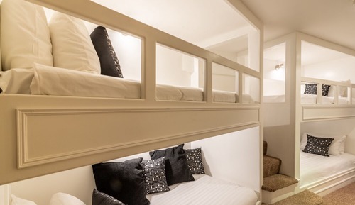 Family Room (Sleeps Six)