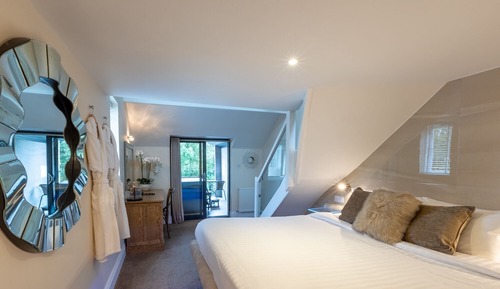Roof Top Suite with Hot Tub (Adults Only)