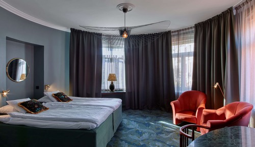 Superior Room (King)