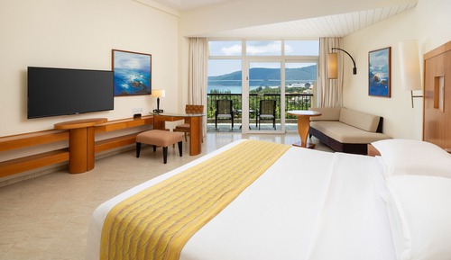 Grand Room, 1 King Bed, Non Smoking (View)