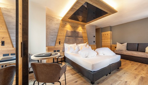 Classic Double or Twin Room