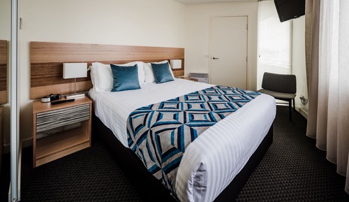 One Bedroom Apartment