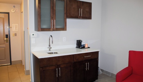 Room, 1 King Bed, Non Smoking (Wet bar)