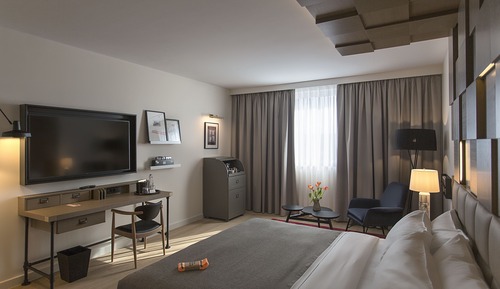 Junior Suite, 1 King Bed