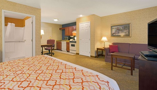 Studio Suite, 1 King Bed, Non Smoking